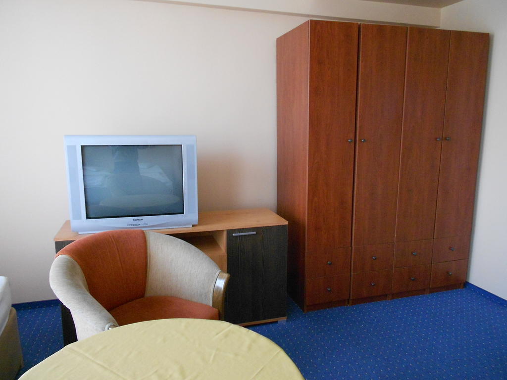 Hotel Seni Studium Будапешт Номер фото