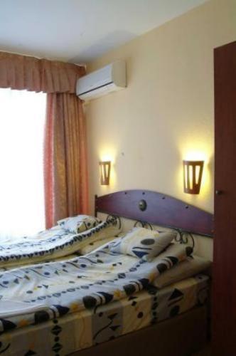 Hotel Seni Studium Будапешт Номер фото